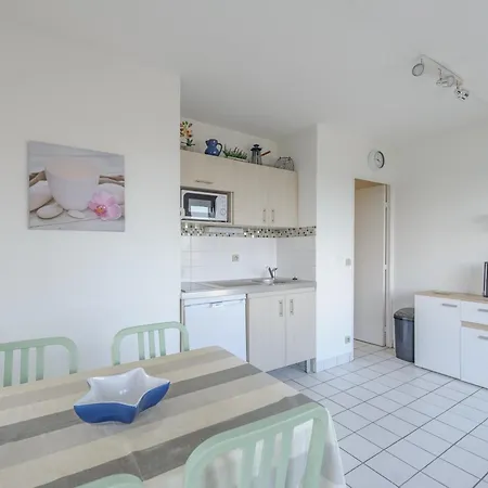 : T2 Panoramique Sur La Pour 2 Avec Piscine - Fr-1-535-2